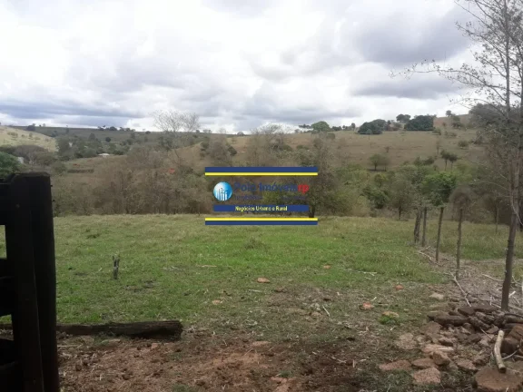 Imagem Sítio 3 alqueires ou 7,26 hectares com casa, cercada, 6.000 pés de café em São Tomás de Aquino - MG