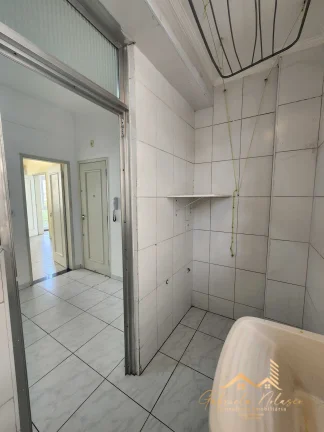 Imagem Apartamento com 3 dormitórios no miolo do Gonzaga