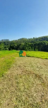 Imagem Chácara para Venda em Mairinque, Mairinque, 1 dormitório, 1 suíte, 1 banheiro