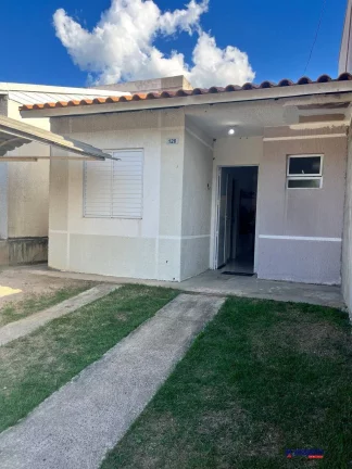 Imagem VENDO CASA EM 2 DORMITORIOS NO CONDOMÍNIO AZALEIA - SIM
