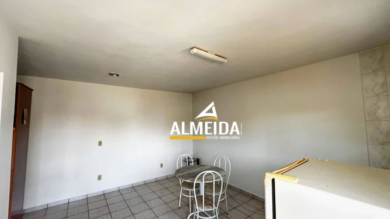 Imagem Kitnet com 4 dormitórios à venda, 130 m² por R$ 640.000 - Bela Vista - Rio Claro/SP