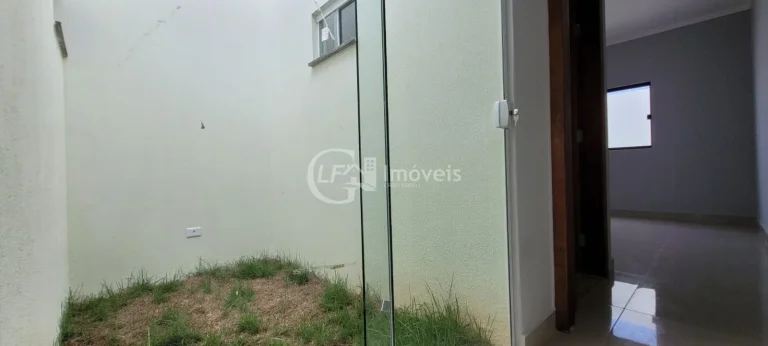 Imagem Imperdível oportunidade: Casa à venda em Campo Grande-MS, bairro São Francisco, 3 quartos, 1 suíte, 1 vaga de garagem!
