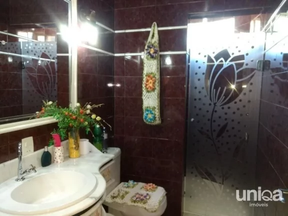 Imagem Bairro São José próximo a UFSM. Linda casa 5 dormitórios Garagem Piscina