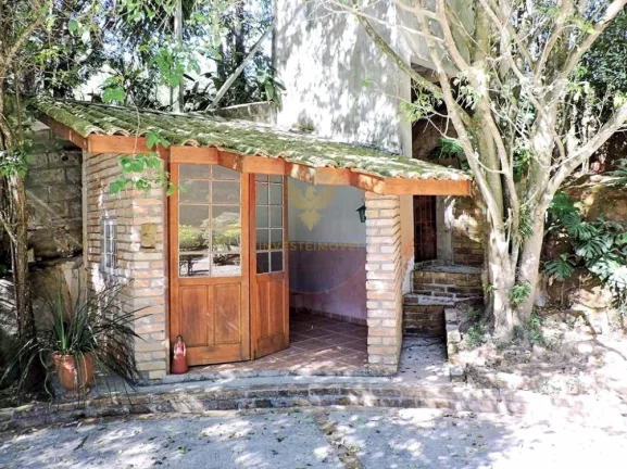 Imagem Casa em Condomínio a Venda no bairro Granja Viana - Embu das Artes, SP