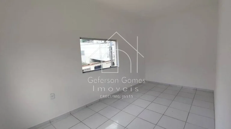 Imagem Prédio a venda - Com 03 Apartamentos - Centro - Mantena - MG
