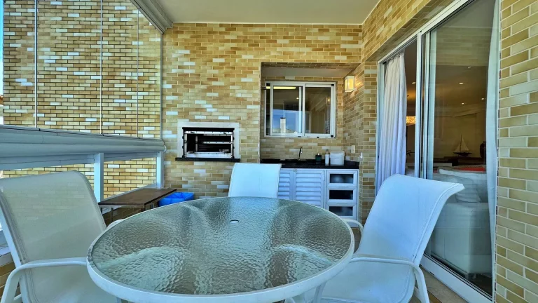 Imagem Apartamento com 3 dormitórios à venda, 113 m por R$ 3.300.000,00 - Riviera