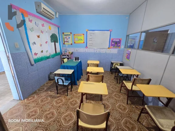 Imagem Casa com 4 dormitórios à venda, por R$ 800.000 - Centro - Nilópolis/RJ