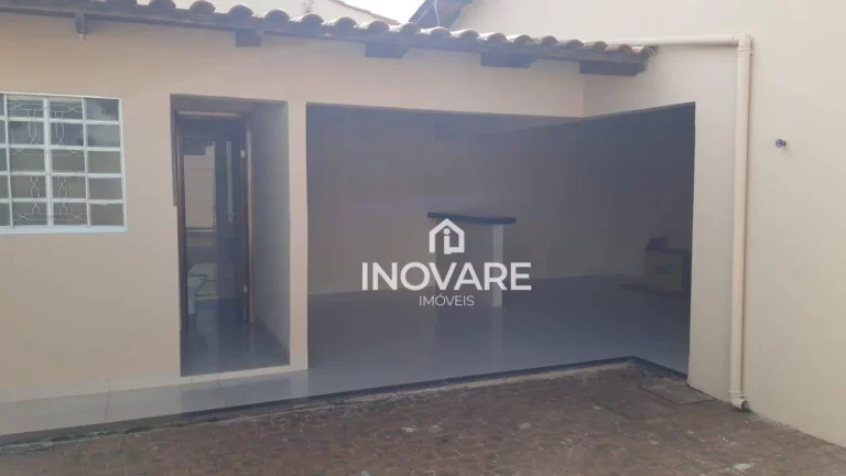 Imagem Casa com 3 dormitórios à venda, 201 m² por R$ 750.000,00 - Alto da Boa Vista - Itumbiara/GO