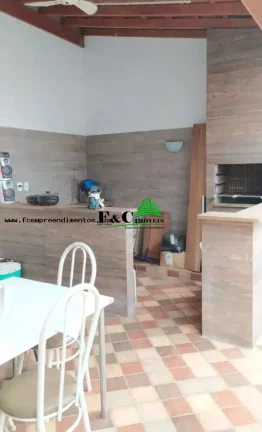 Imagem Casa para Venda em Limeira, Parque Pompeu, 2 dormitórios, 1 banheiro, 2 vagas