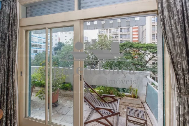 Imagem Apartamento de 500m² em Higienópolis, 3 quartos ( 1 suíte ) e 2 vagas .