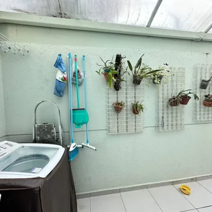Imagem Casa triplex a venda em Santos no bairro Campo Grande