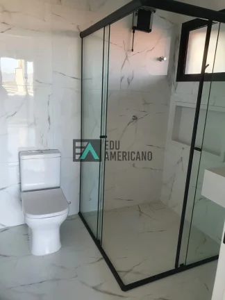 Imagem Imóvel com excelente acabamento totalmente térreo