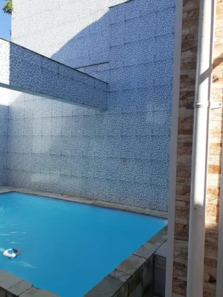 Imagem Casa para Venda em Itanhaém, Vila Loty, 2 dormitórios, 1 suíte, 2 banheiros, 2 vagas