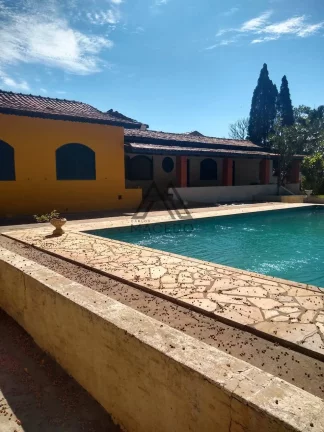 Imagem Chácara com 10 mil m² em Cesário Lange/SP