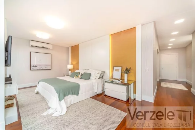 Imagem Cobertura para Venda em Balneário Camboriú / SC no bairro Centro