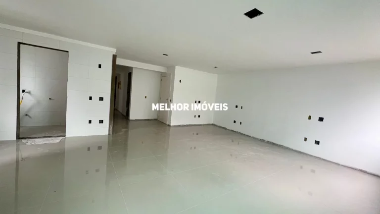 Imagem Apartamento com 03 suítes e 02 vagas, localizado no Centro de Balneário Camboriú