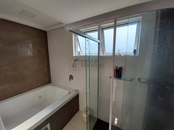Imagem Apartamento com 3 suítes sendo 1 master com hidro e vista para o mar