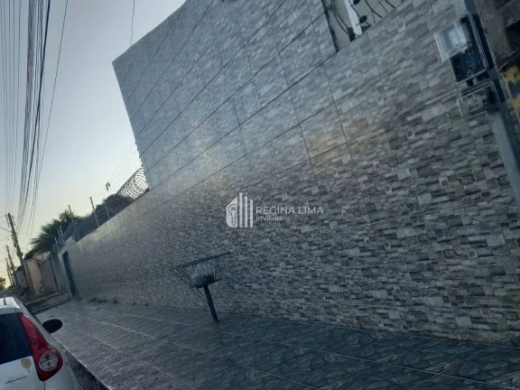 Imagem Casa de 3 dormitórios à venda por R$ 300.000,00 - Dirceu Arcoverde - Teresina/PI