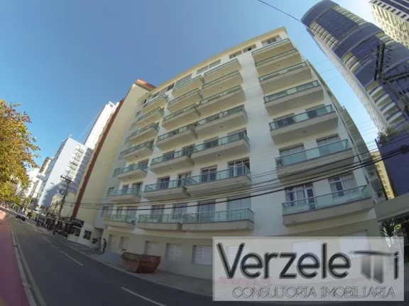 Imagem Apartamento para Temporada em Balneário Camboriú / SC no bairro Centro
