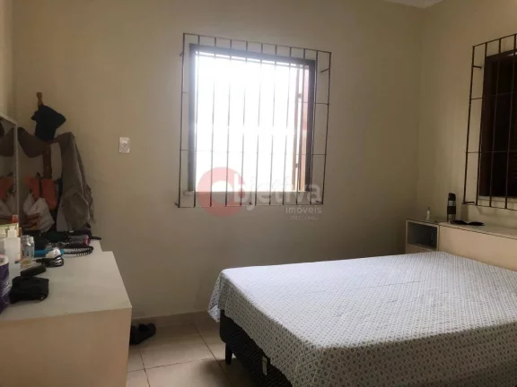 Imagem Casa independente térrea, 2 quartos, Centro - Cabo Frio
