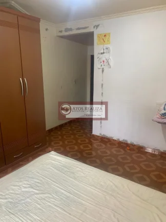 Imagem Casa Térrea com 3 dormitórios, 4 vagas de Garagens, Oficina, à Venda no Jardim Vergueiro, Região das Vila das Mercês SP, por R$370.000, Oportunidade.