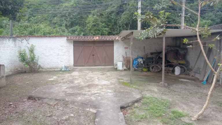 Imagem Boa casa com excelente terreno em ITAIPU 360M² na Totalidade.