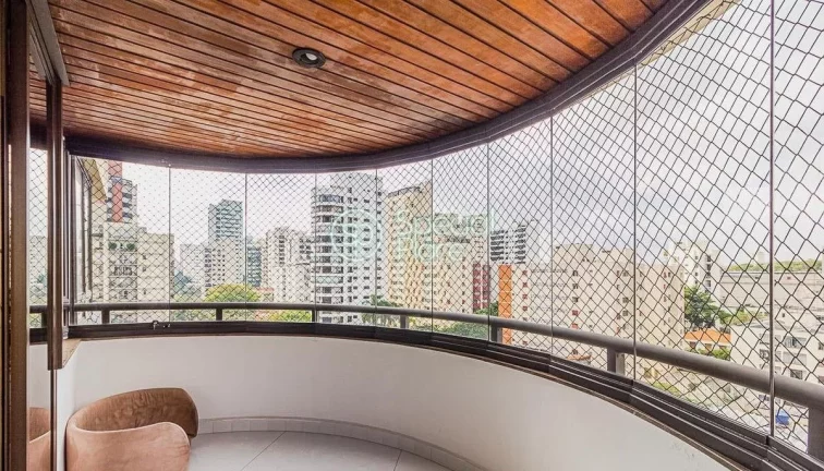 Imagem Excelente apto com 227m² em Moema Índios, 01 apartamento por andar com elevador privativo, amplo l...