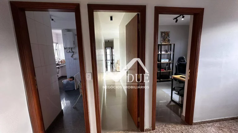 Imagem Cobertura duplex com 4 quartos, churrasqueira e piscina no condomínio à venda, 222 m² por R$ 1.550.000 - Ponta da Praia - Santos/SP