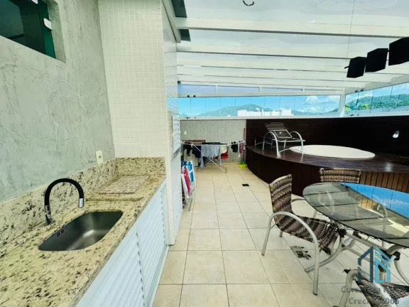 Imagem Cobertura com área gourmet, 03 quartos c/ suíte em Balneário Camboriú SC