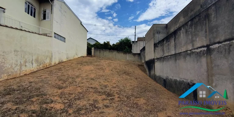 Imagem Oportunidade Única: Terreno no Centro de Paraisópolis