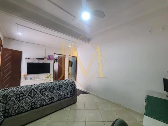 Imagem Casa com excelente lote no bairro Petrópolis
