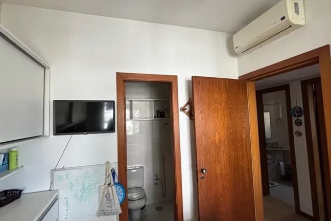 Imagem Apartamento à venda em Porto Alegre, Centro Histórico, com 2 quartos, 73m2