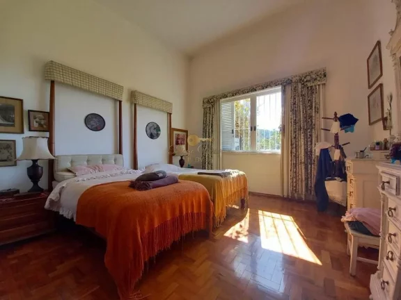 Imagem Casa para Venda em Teresópolis / RJ no bairro Golfe