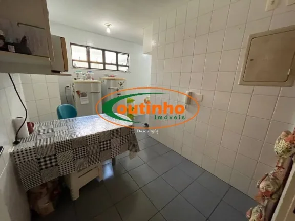 Imagem (24504) Avenida Heitor Beltrão - Tijuca
