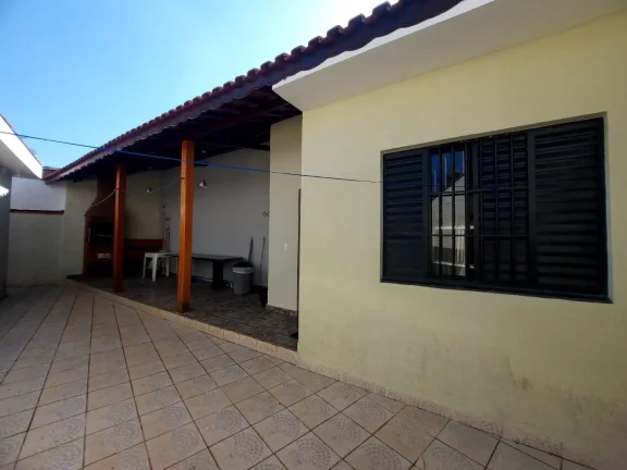 Imagem Casa para Venda em Itanhaém, Jardim Diplomata, 3 dormitórios, 1 suíte, 2 banheiros, 2 vagas