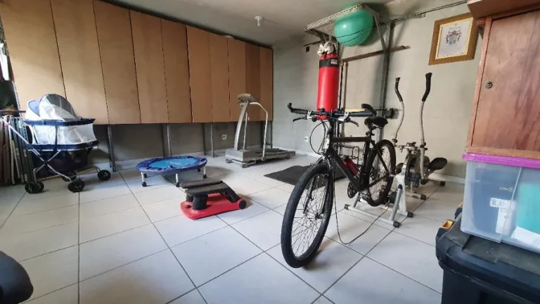Imagem Sobrado para Venda por R$1.045.000,00 com 300m², 4 dormitórios, 3 suites e 6 vagas - Mooca, São paulo / SP - Cód. BDI37248