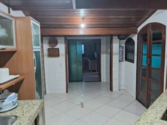 Imagem Casa à venda em Maricá, Barra de Maricá, com 4 quartos, 250m2