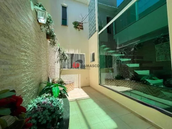 Imagem Sobrado à venda 3 Quartos, 3 Suites, 4 Vagas, 226M², Rudge Ramos, São Bernardo do Campo - SP
