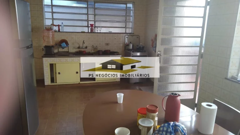 Imagem Casa Padrão no Jardim da Glória