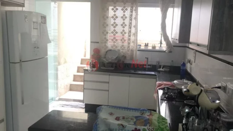 Imagem Lindo sobrado de alto padrão à venda, localizado no bairro Campestre, Santo André com 3 suítes, 4 vagas, 347m².