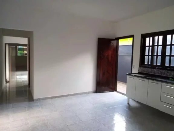 Imagem Sobrado com 2 dormitórios à venda, 70 m² por R$ 310.000,00 - Vila Urupês - Suzano/SP