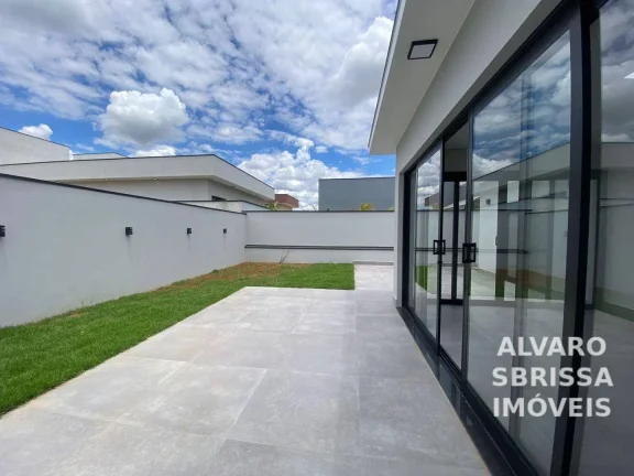 Imagem Linda casa com três suítes no condomínio Bandeirantes em Salto SP