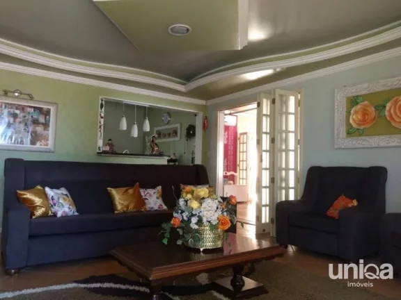 Imagem Bairro São José próximo a UFSM. Linda casa 5 dormitórios Garagem Piscina