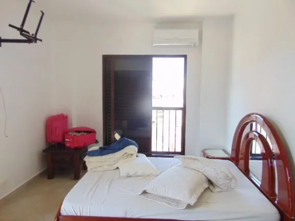 Imagem PITANGUEIRAS - MARAVILHOSA COBERTURA , 01 QUADRA DA PRAIA , 250 M² ÚTEIS , 03 VAGAS DE GARAGEM.