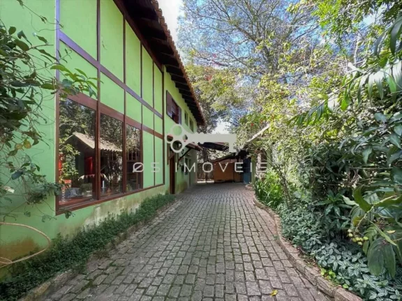 Imagem Casa na "Vila Sto Antonio" com 5 dormitórios sendo 3 suítes - linda vista !