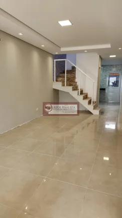 Imagem Sobrado em Vila São Pedro, SP - 110m², 3 dormitórios e 1 suíte por R$ 695.000 - Venda