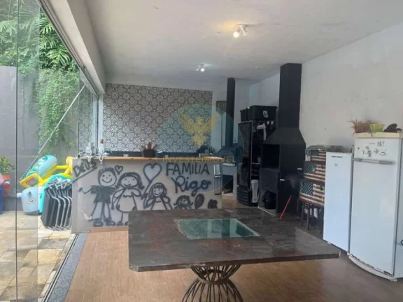 Imagem Casa em Condomínio a Venda no bairro Granja Viana - Jandira, SP