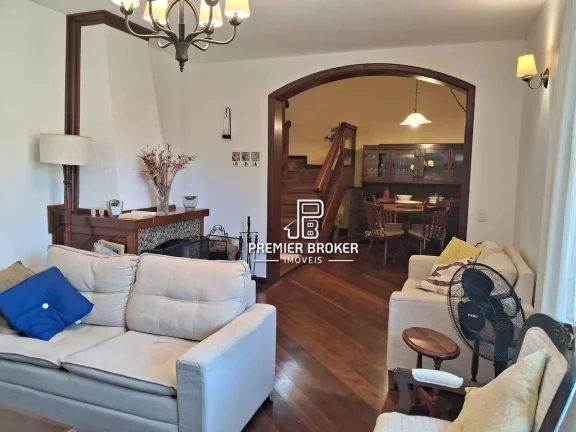 Imagem Casa à venda, 171 m² por R$ 1.100.000,00 - Ermitage - Teresópolis/RJ