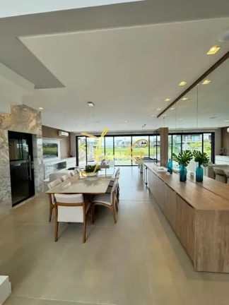 Imagem Sobrado mobiliado e decorado, beira Lago no Sense