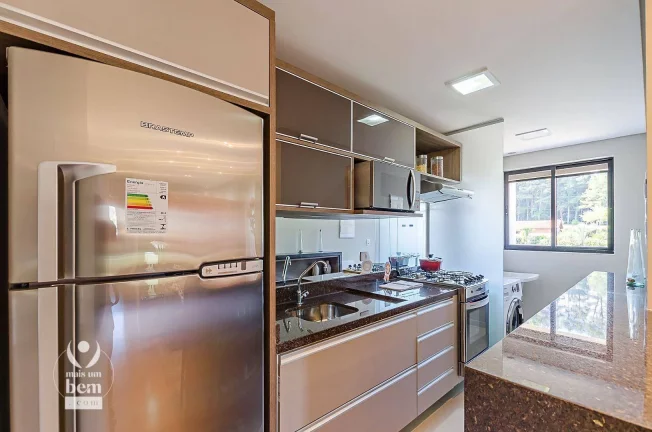 Imagem Apartamento com 3 quartos sendo 1 suíte, com piso laminado, churrasqueira e 2 vagas de garagem à venda por R$ 892.100 - Santo Inácio - Curitiba/PR